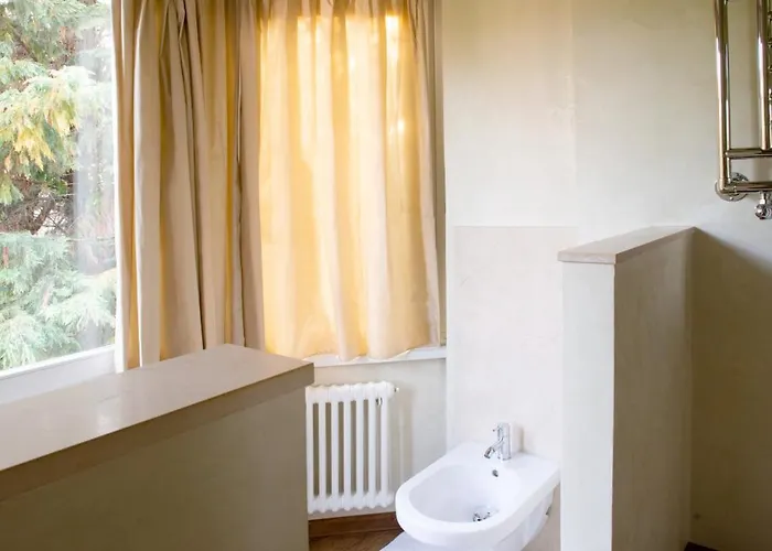 Au Petit Jardin Rum i privatbostad Ravenna