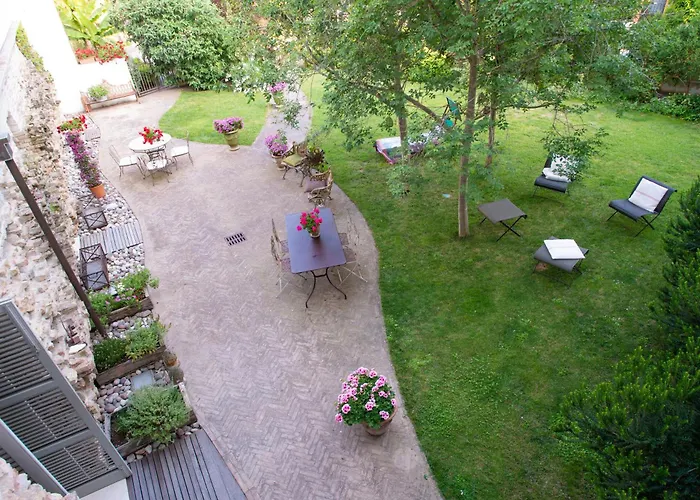 Au Petit Jardin Ravenna